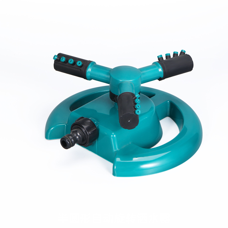 360 درجة أوتوماتيكية رشاش مياه دوار لري العشب في الحديقة